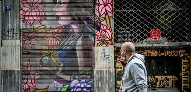 "Μέχρι τα Χριστούγεννα θα εξαντληθεί το κύμα"