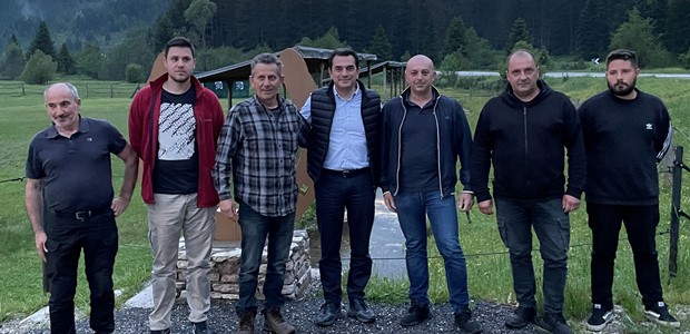 Τρίκαλα: Στα χωριά του ορεινού όγκου ο Κώστας Σκρέκας