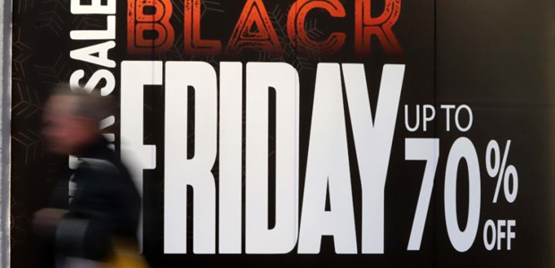 Οι έμποροι περιμένουν την Black Friday
