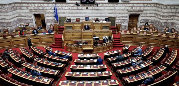 Στη Βουλή η ελληνογαλλική συμφωνία