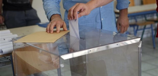 Προβάδισμα 8 μονάδων για τη Ν.Δ.
