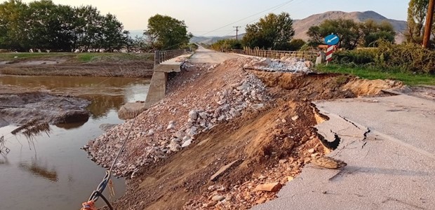 Ανυπολόγιστες οι καταστροφές στα Τρίκαλα