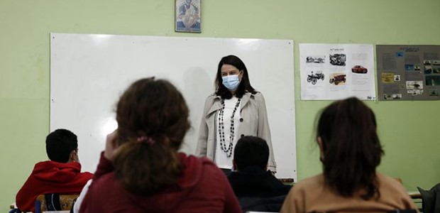 Στις 5 Απριλίου οι αιτήσεις για το voucher των 200 ευρώ