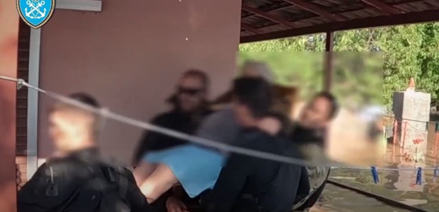 Κάτω από τα νερά στην πλημμυρισμένη Θεσσαλία (βίντεο)
