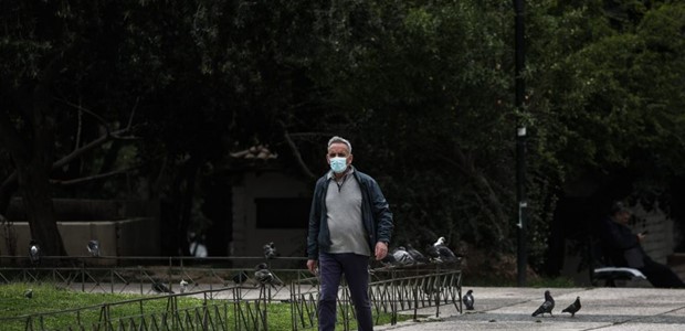 Παράταση lockdown και νέες περιοχές στο "βαθύ κόκκινο"