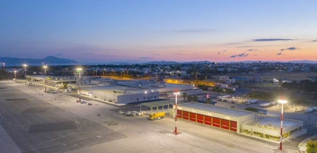 Παραδίδονται τα 14 αεροδρόμια
