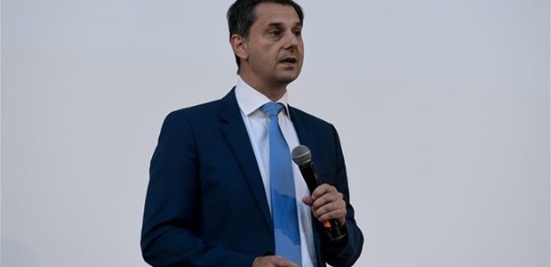 Σχέδιο για άνοιγμα του τουρισμού