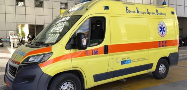 60χρονος άνδρας σκοτώθηκε πέφτοντας από το μπαλκόνι του 