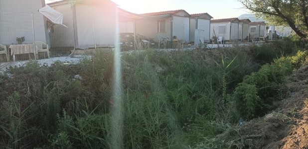 Eνστάσεις από τους κατοίκους του σεισμόπληκτου Δαμασίου 