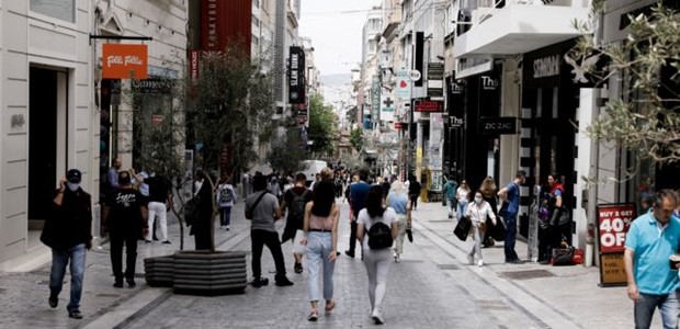 Τέσσερις στις δέκα επιχειρήσεις μείωσαν το ενοίκιο