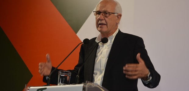 Παραμένει στο "τιμόνι" της "Συμπαράταξης" ο Απ. Καλογιάννης