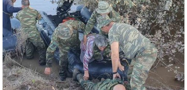 Βραβεύτηκε Υπαξιωματικός για την βοήθειά του στις πλημμύρες