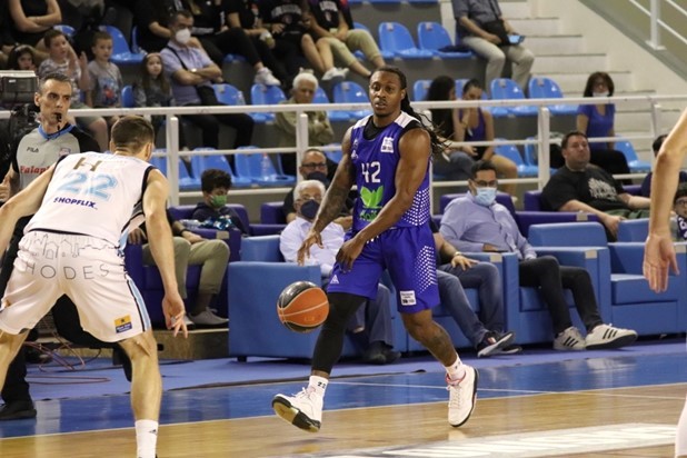 Έκανε το "break" στη Ρόδο και φέρνει τη σειρά στη Λάρισα!