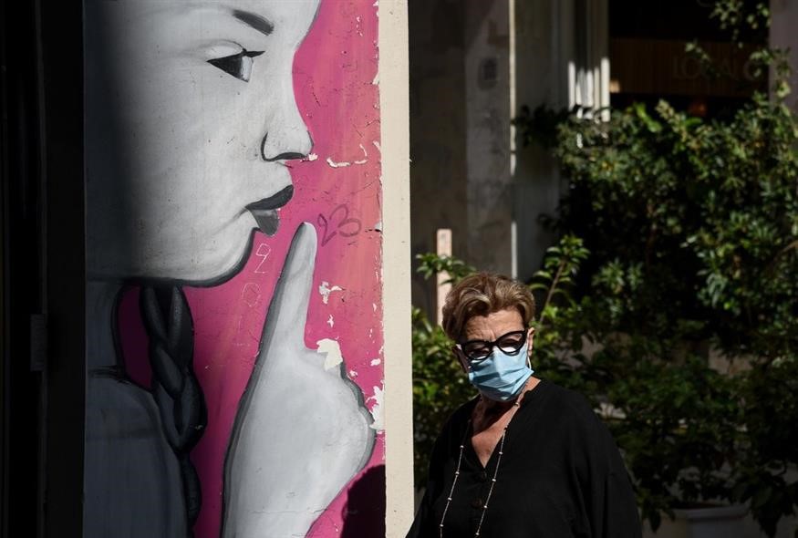 Συνεχίζεται η αποκλιμάκωση της πανδημίας