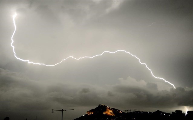 Επικίνδυνα καιρικά φαινόμενα το επόμενο τριήμερο