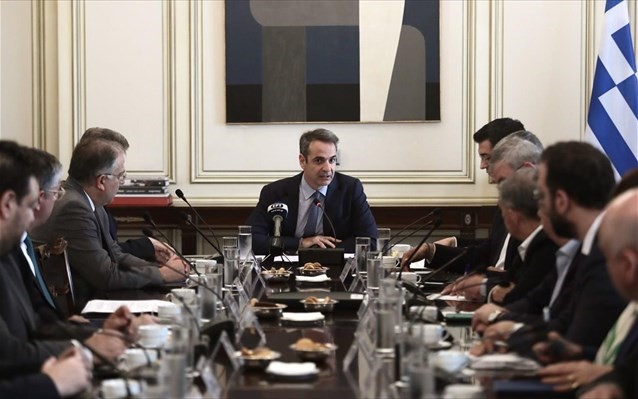 Επιβράβευση με επιπλέον κονδύλια για τις συνεπείς Περιφέρειες