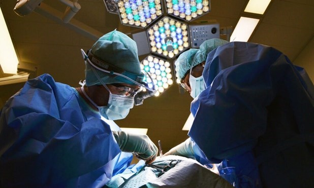 Νέες λυχνίες στα χειρουργεία του Νοσοκομείου Τρικάλων 